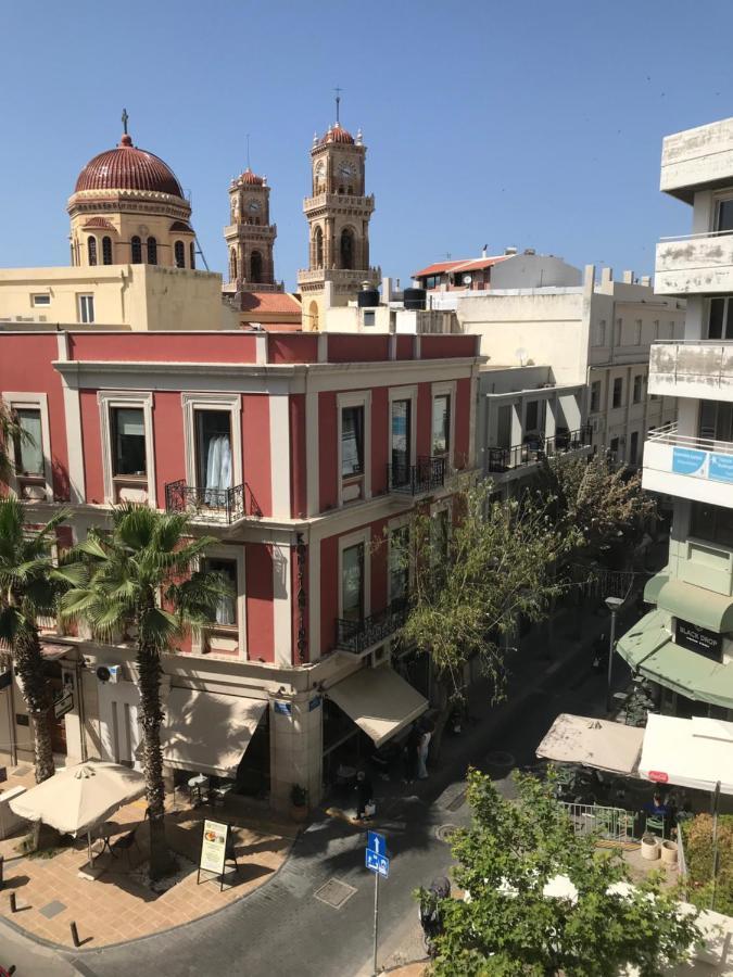 Life * Heraklion (Crete)